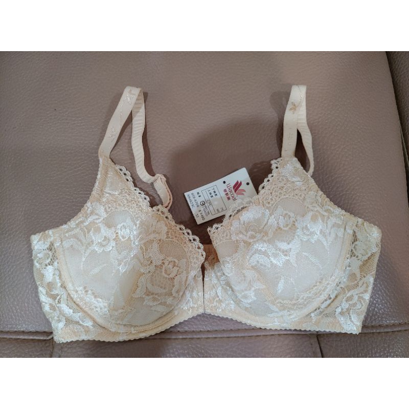 华歌尔42ddd 文胸和胸罩套装女