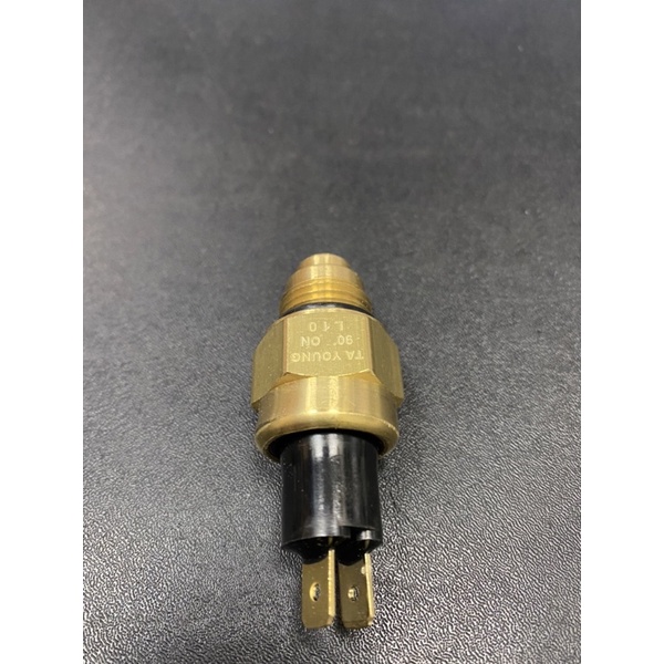 DIY本舖水箱風扇溫度開關90度溫度開關水溫開關馬車頂客180 EGO
