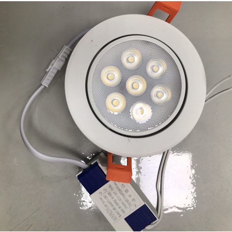 LED 9W 崁燈 9.5cm 可調角度 投射燈 7珠 一體成型 | 蝦皮購物