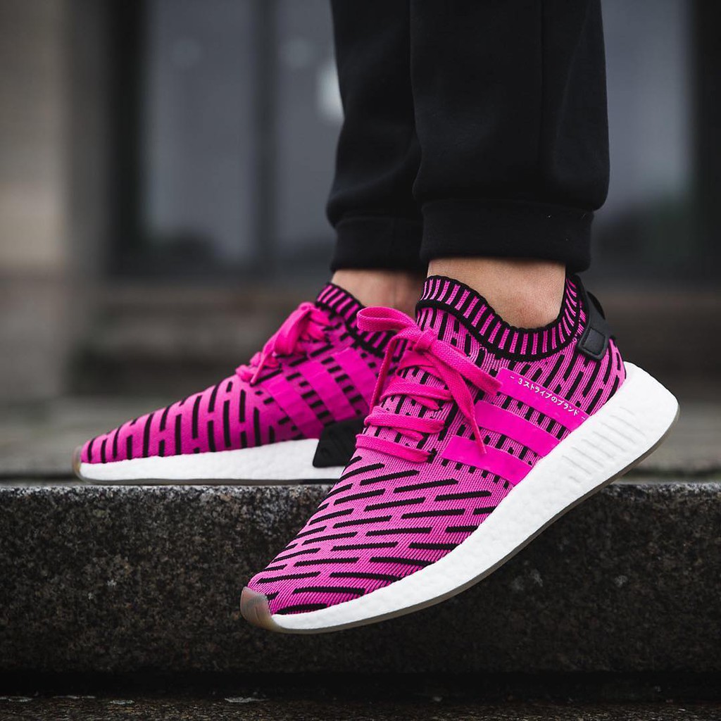 Adidas nmd r2 primeknit 2025 utility black / pink