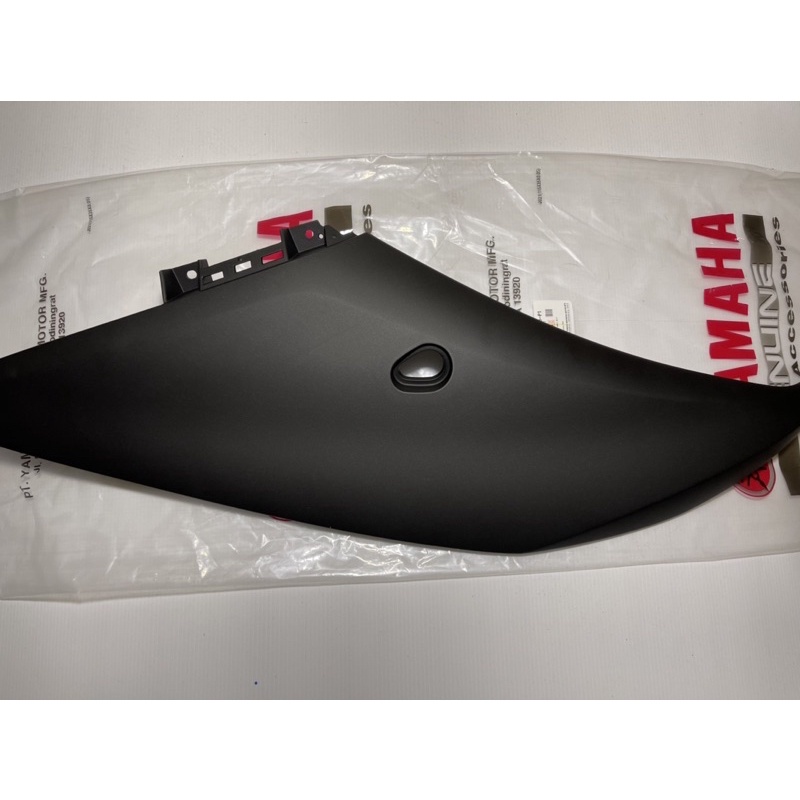 NEW YZF-R3 原廠側殼整流罩 消光黑 BS7-F835V-00-P8 | 蝦皮購物