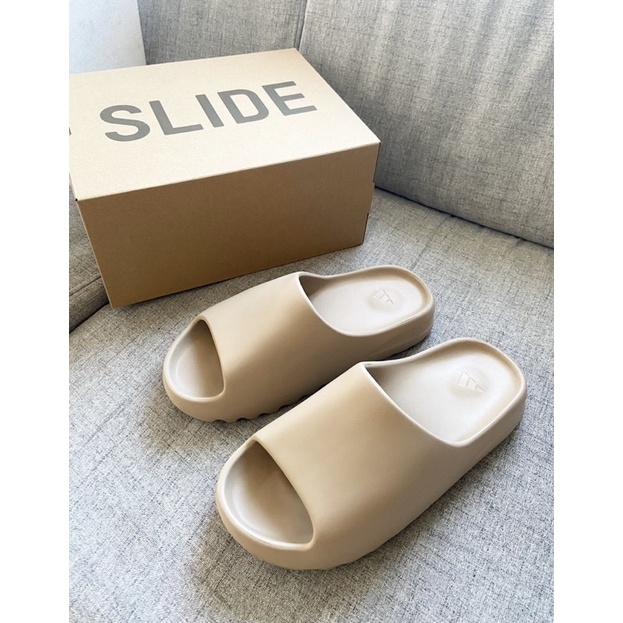 MythMaker ADIDAS YEEZY SLIDE PURE GZ5554 沙白色拖鞋男女款| 蝦皮購物