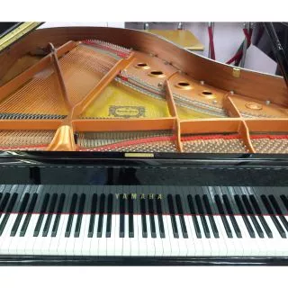 Yamaha C2 山葉 三腳鋼琴 平台鋼琴 不到10年  搬家出售 僅一台