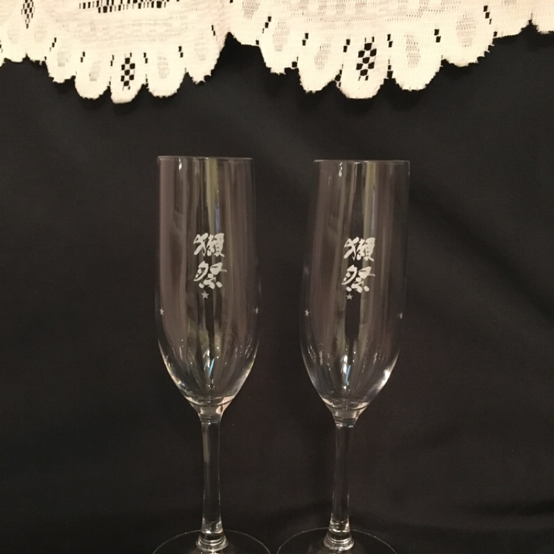 獺祭高腳杯 兩入 1200元 / 貴人杯 六入 2200元 (皆可單買)