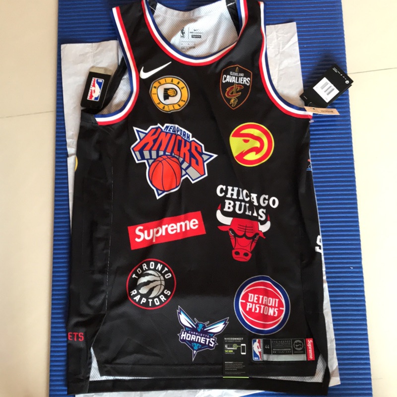 Supreme Nike NBA正品（size medium)（全新轉售） | 蝦皮購物