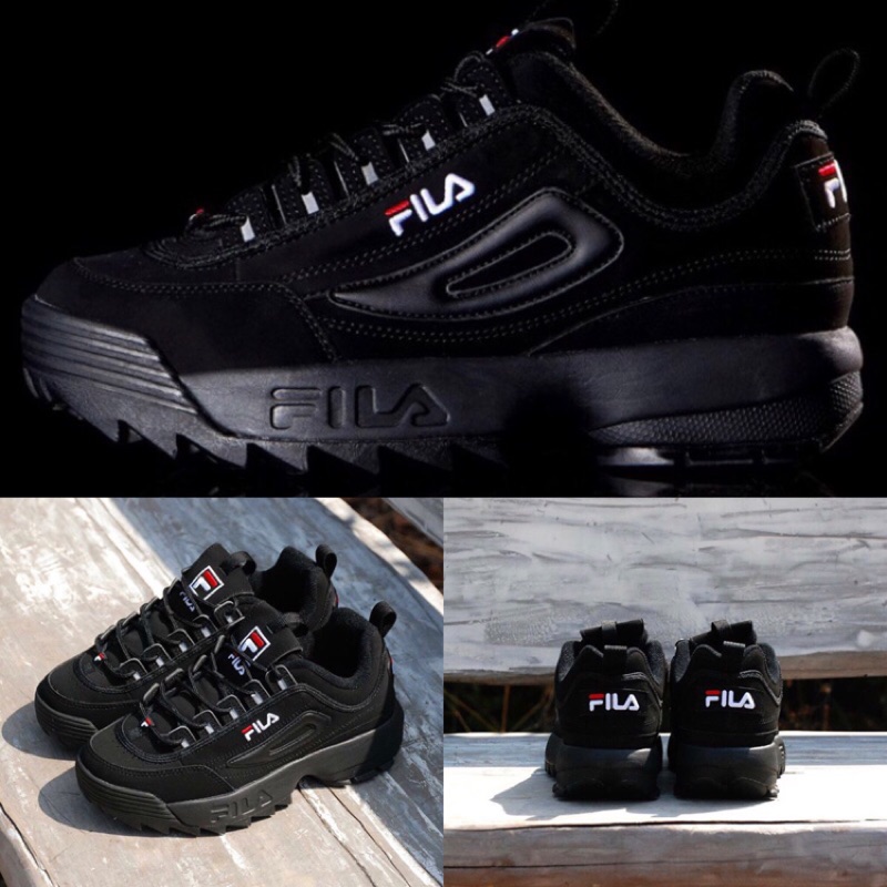 Triple black deals fila disruptor