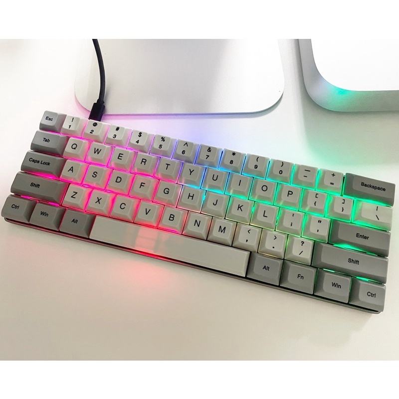 Vortex Pok3r v2 RGB 版有線機械鍵盤 近全新 加贈鍵帽一組