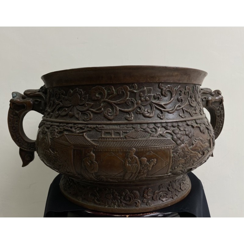 小叶紫檀｜三足香炉（Small-leaf red sandalwood | Three-legged