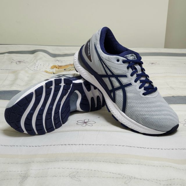 ASICS GEL NIMBUS 22 1011A685