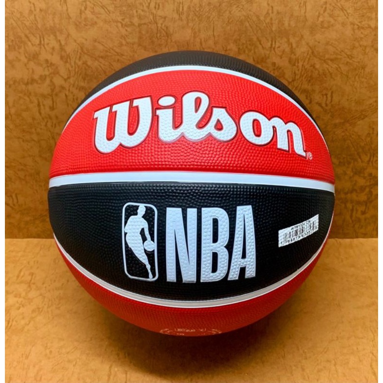 Pair Wilson籃球 室外橡膠球 NBA隊徽系列21’ 公牛 WTB1300XBCHI001 7號球 觸感佳 | 蝦皮購物