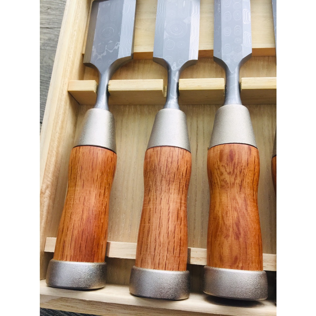 高級鑿 正富 赤樫 2丁 24mm （内鋼追入のみ（赤樫柄）24mm