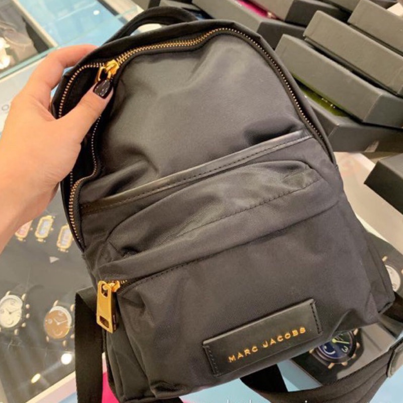 MARC JACOBS 尼龍後背包 黑色 雙拉鍊 mavis mj | 蝦皮購物
