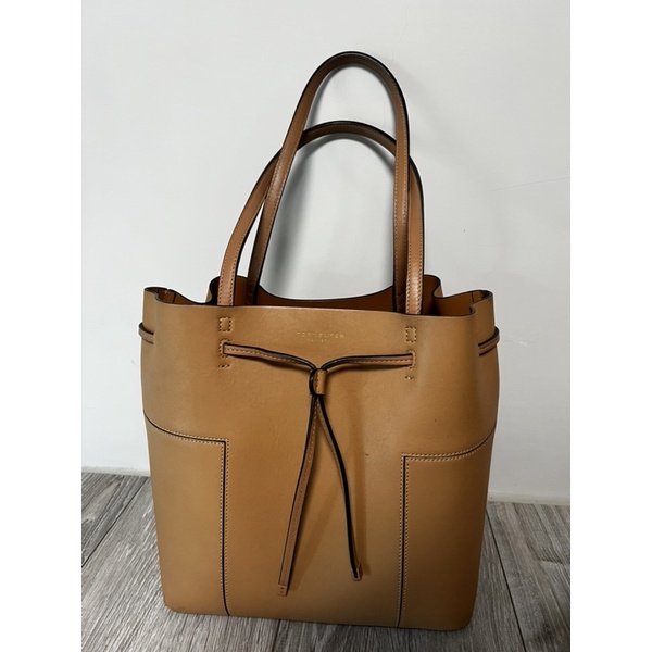 Tory burch block on sale t tall tote