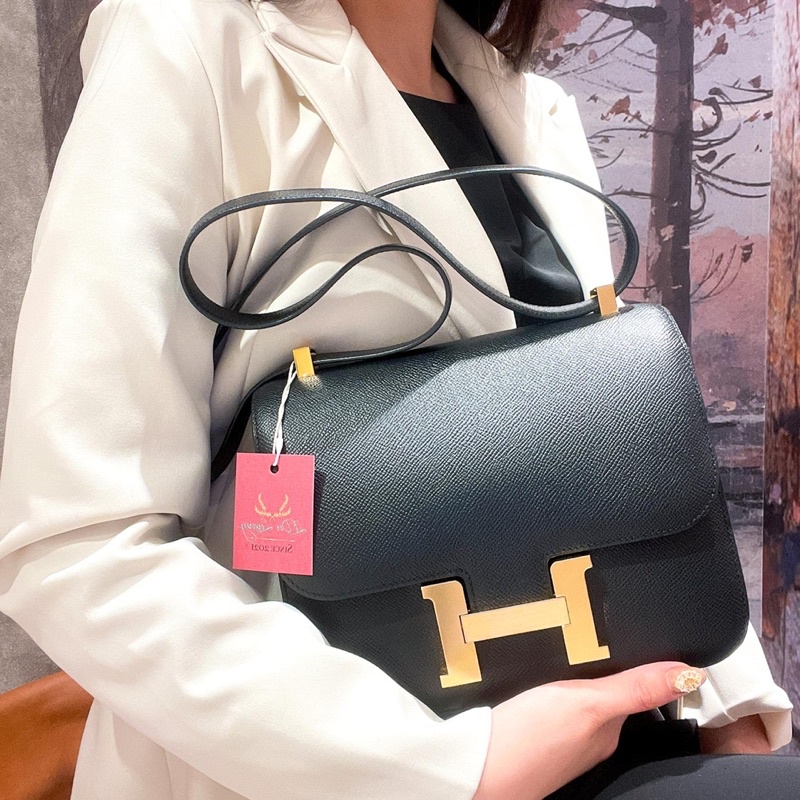 hermes constance black 24