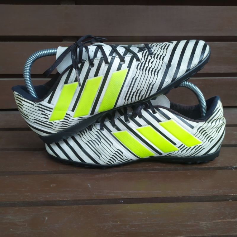 Adidas nemeziz outlet 17.4 tr