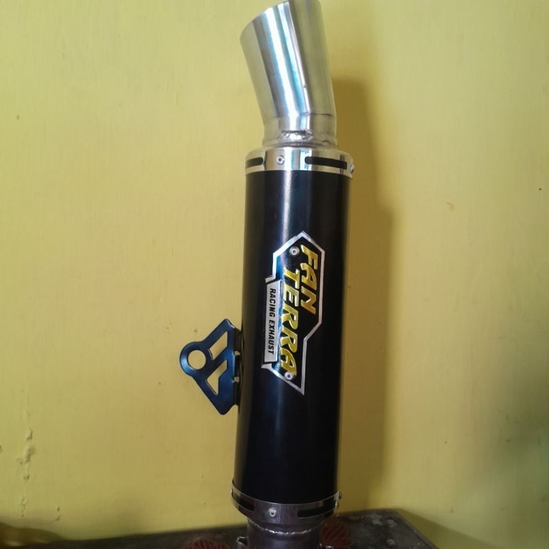 Slincer Exhaust RACING FANTERA BLACK 系列入口 38MM 和 50MM 底鉤 | 蝦皮購物