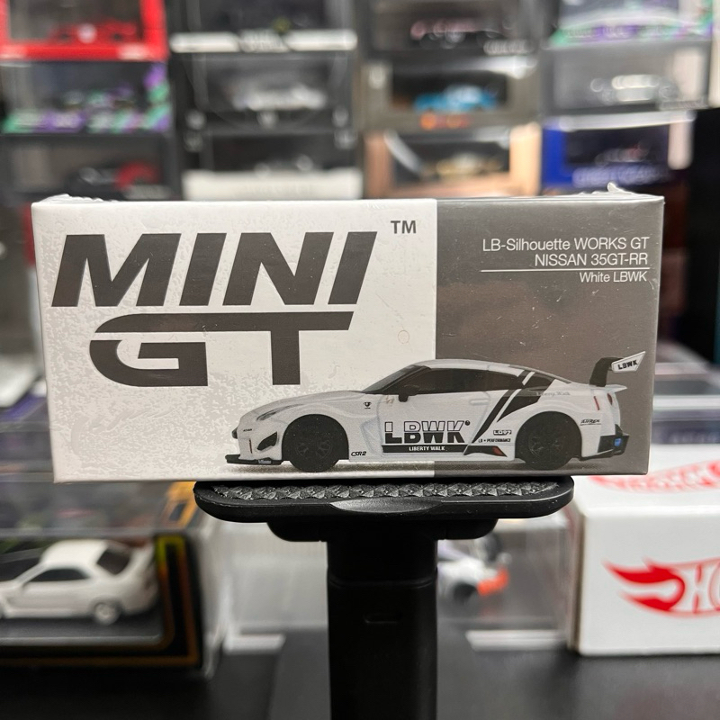 Mini GT LB-剪影 WORKS GT NISSAN 35GT-RR R35 白色 LBWK 自由行走 | 蝦皮購物