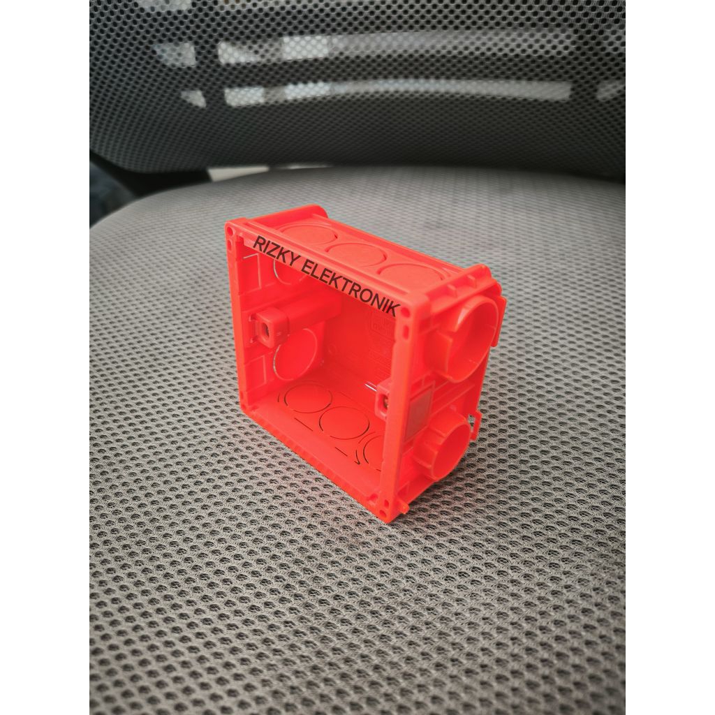 IB Electric Inbowdus Box 嵌入式 MASKO Symbolus 527 最新型號 | 蝦皮購物