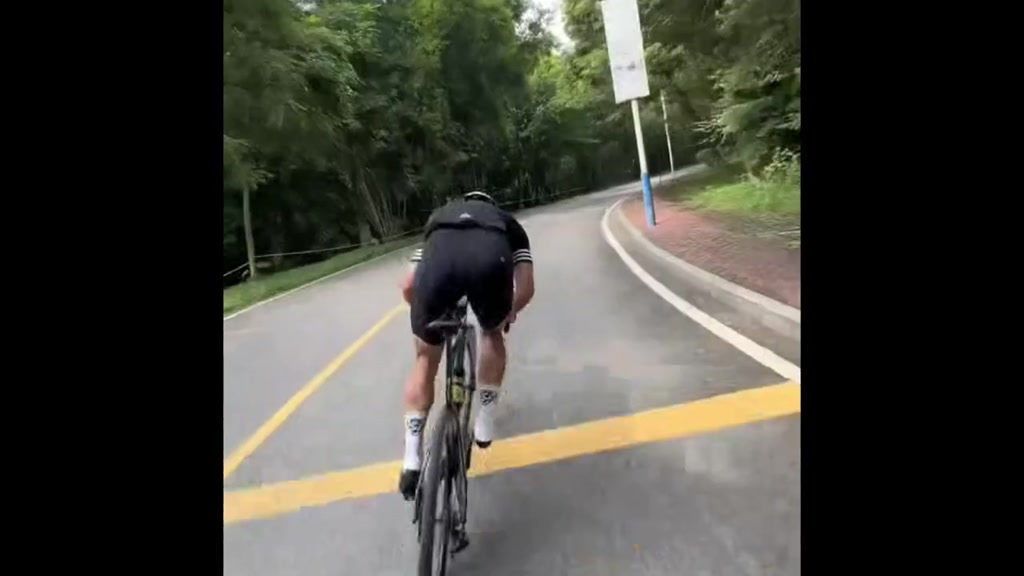 【廠家直銷】碳纖維公路車 超輕變速油碟 破風競速通勤代步 彎把單車 碳纖維公路自行車 輕量化破風車 通勤競速兩用