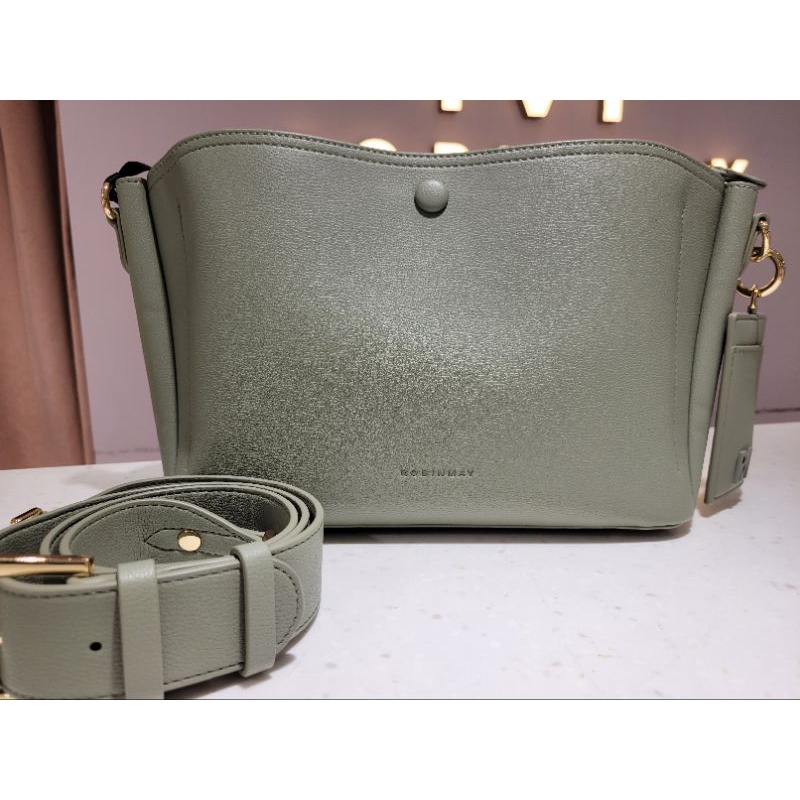 送料込★ROBINMAY★泡芙夾心斜背包(L)★C236 2wayショルダーBAG ROBINMAY】泡芙夾心斜背包-L(時尚隔層/大容量收納/多色任選