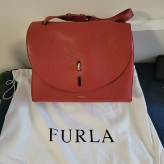 予約販売品】 本日限定お値段 美品保護シール付き FURLA 2way 黒