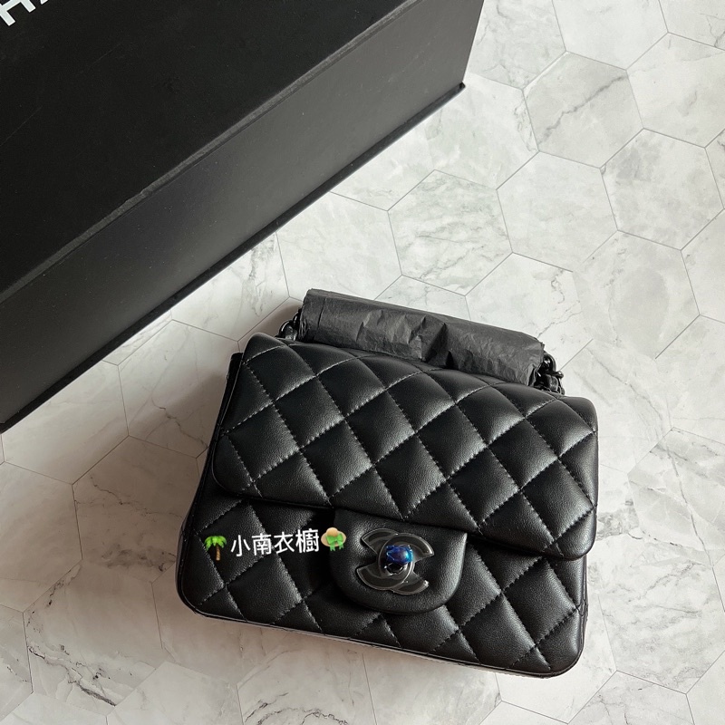 Chanel so deals black mini