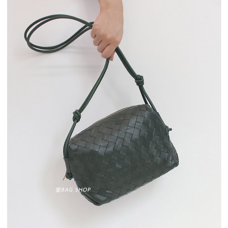 愛BAG SHOP 韓國 WHOSBAG官網 編織款 高質感小牛皮 可斜背小方包 BV 預購 共5色 | 蝦皮購物