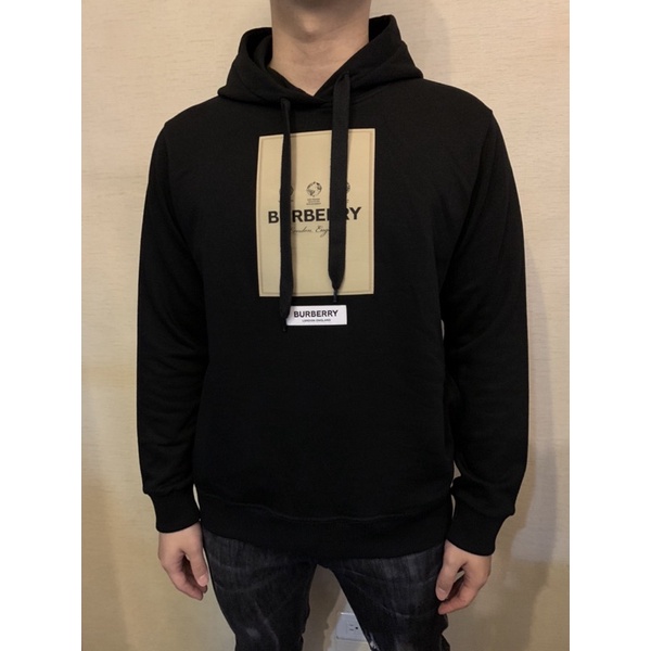 Limit精品✔️Burberry 經典標籤logo設計黑色男生帽t | 蝦皮購物 Limit精品✔️Burberry 經典標籤logo設計黑色男生帽t | 蝦皮購物