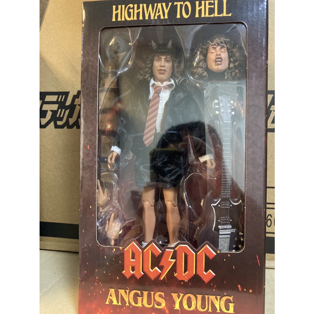全新現貨 NECA 代理版 8吋 AC/DC 搖滾樂隊 吉他手 安格斯 楊 可動完成品 | 蝦皮購物