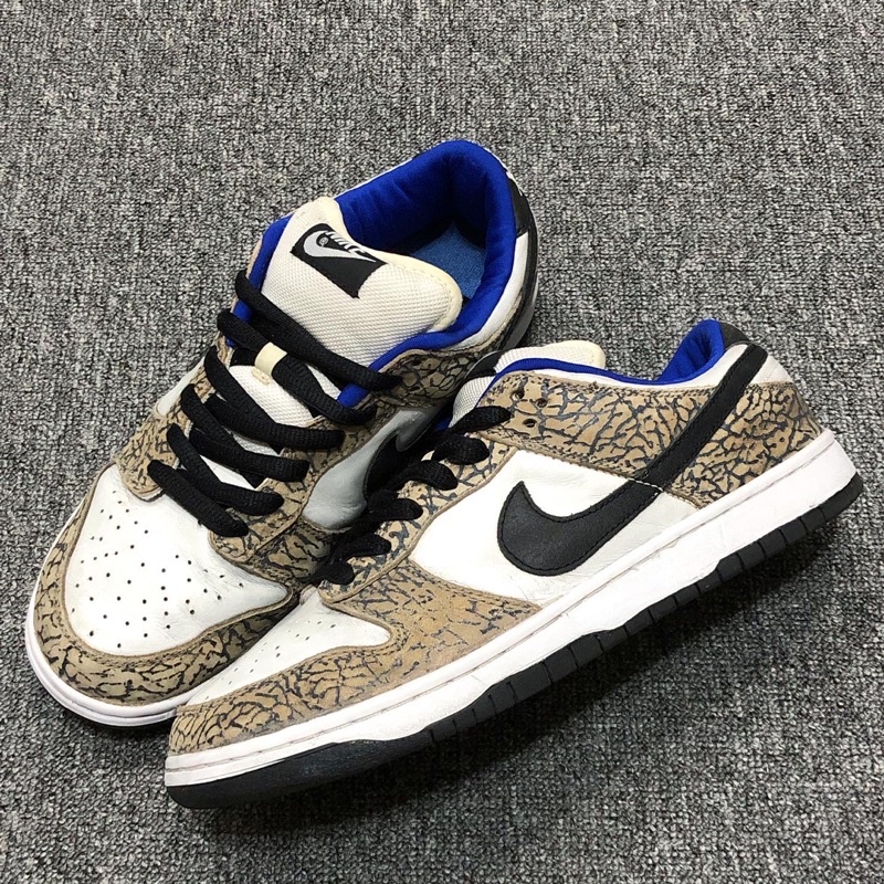 NIKE SB DUNK LOW “SUPREME White Cement”304292-001 尺寸：US 9.5