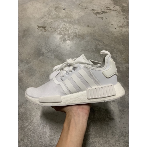 Adidas NMD R1 boost FY9384