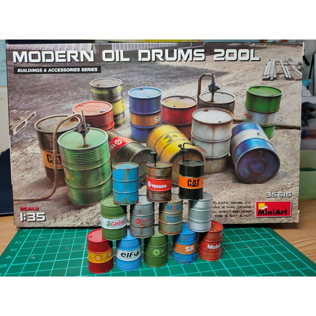 MiniArt Modern Oil Drums 200L 1 35 12 