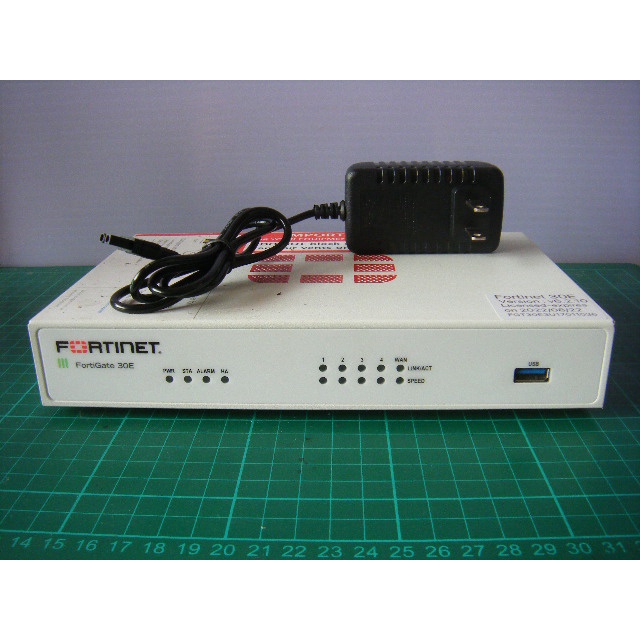 Fortinet Fortigate 30E UTM Firewall 授權過期含原廠電源| 蝦皮購物 Fortinet Fortigate 30E UTM Firewall 授權過期含原廠電源| 蝦皮購物