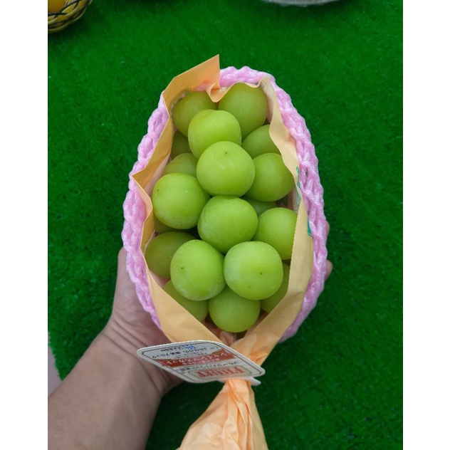 ぶどう　ブドウ　価格比較　クイーンニーナ　400g×2房　ＪＡおかやま　青秀　岡山県産　葡萄