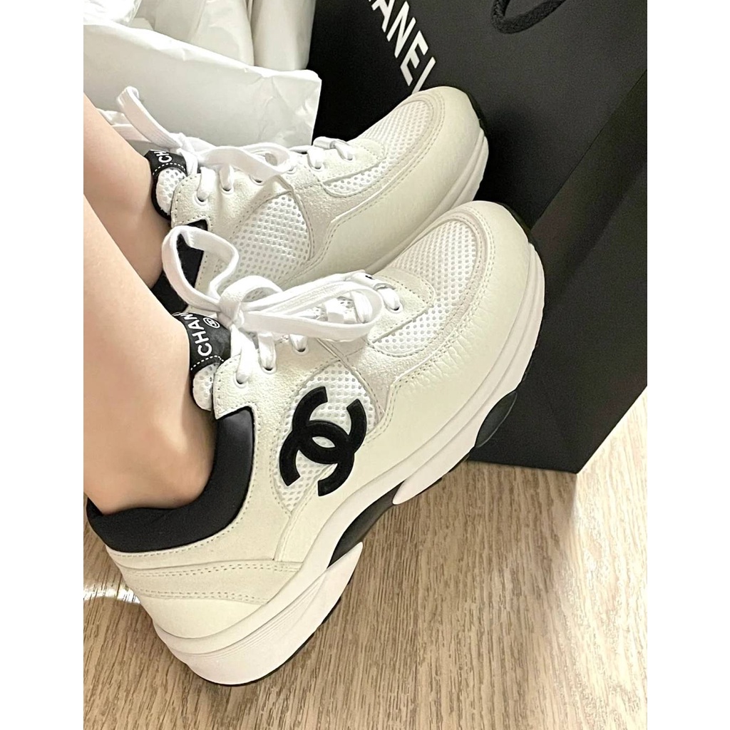 Chanel 經典雙C 黑白運動鞋 尺寸依櫃上 $4xxxx | 蝦皮購物