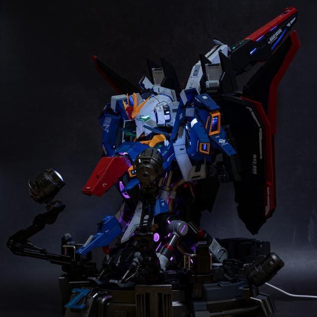 鋼普拉】現貨初回特典億輝1/35 ZETA GUNDAM Z鋼彈半身像胸像頭像 鋼普拉】現貨初回特典億輝1/35 ZETA GUNDAM Z鋼彈半身像胸像頭像