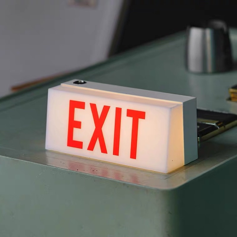 台灣現貨 日式質感EXIT 燈牌 Led磁吸燈牌 小夜燈 文青Led廣告燈牌 小夜燈 店家裝飾 生日禮物 燈牌 送禮 | 蝦皮購物