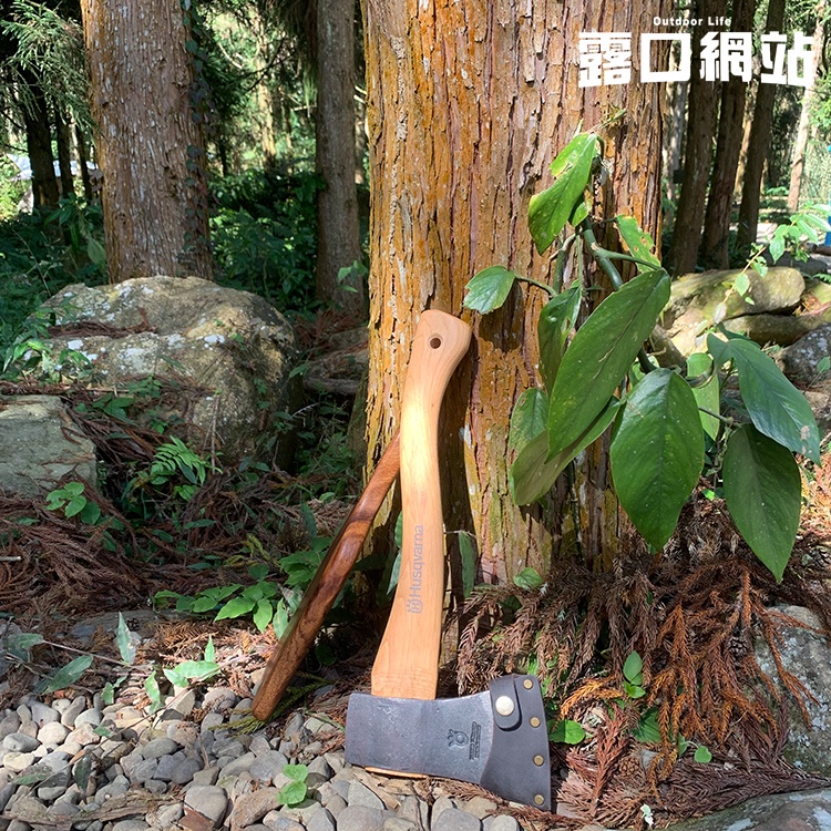 (現貨)(快速出貨)Husqvarna 手斧 斧頭 木柄斧 劈柴 戰斧 劈木砍柴 38cm瑞典制造 非Gransfors | 蝦皮購物