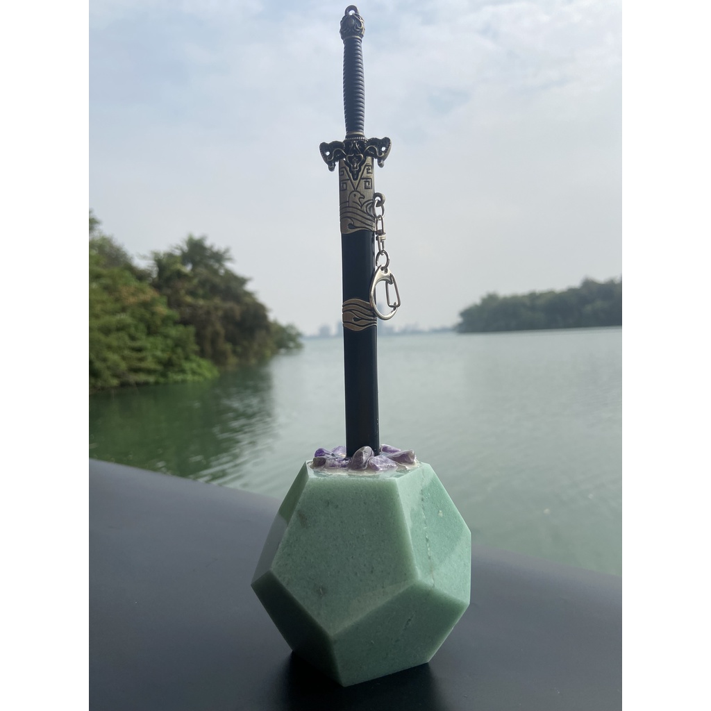 石中劍之天然玉石 幽蘭劍拆信刀--石中寶劍象徵鎮妖除魔防小人.辦公室必備(台灣在地文創) | 蝦皮購物