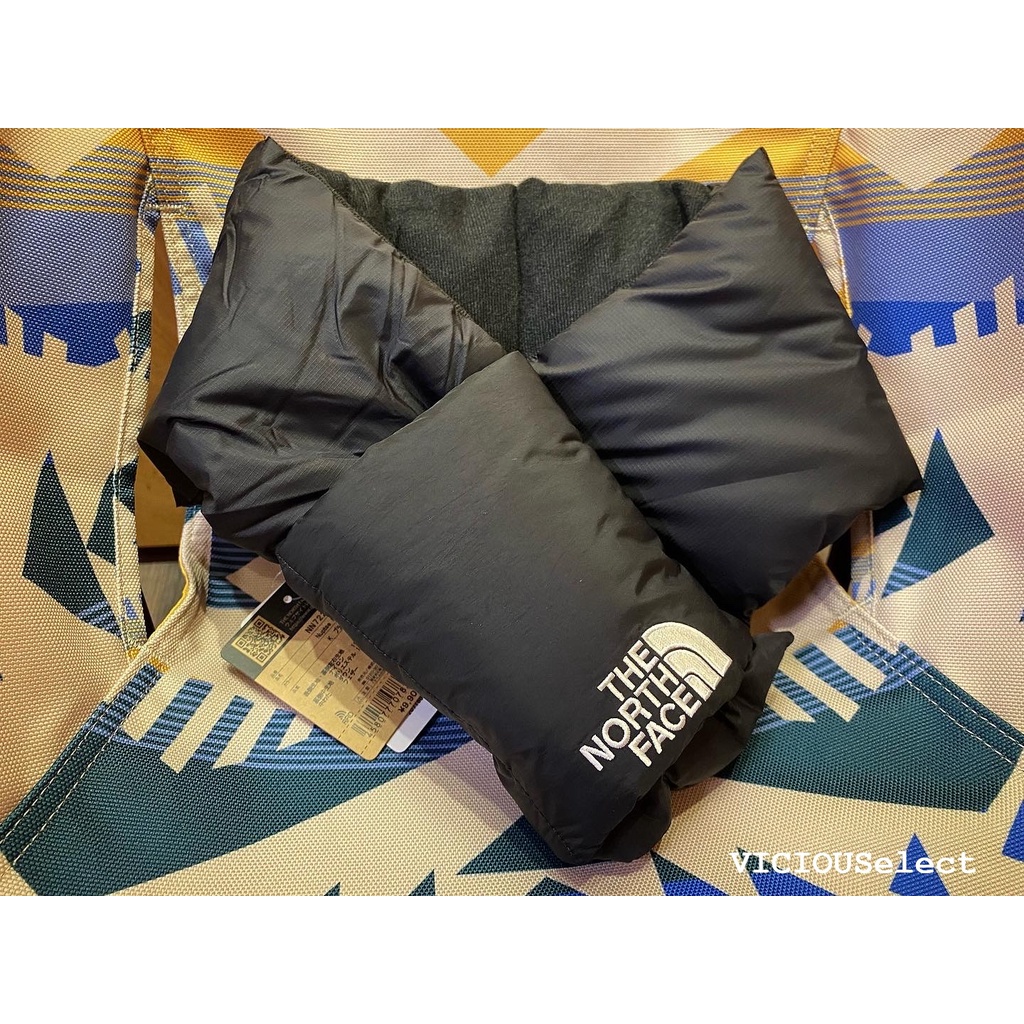 The north face nuptse on sale muffler