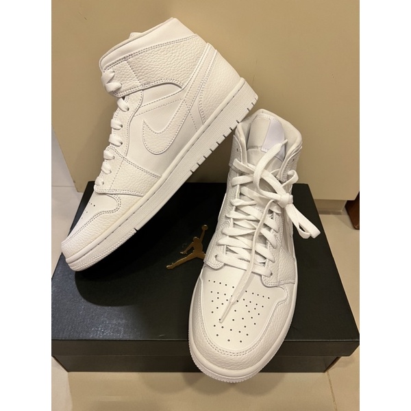 Triple white sale air jordan 1