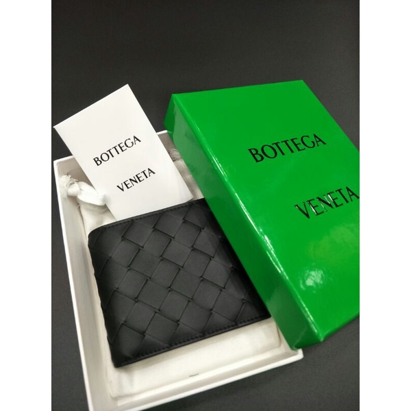 BOTTEGA VENETA--非炫耀，自闪耀