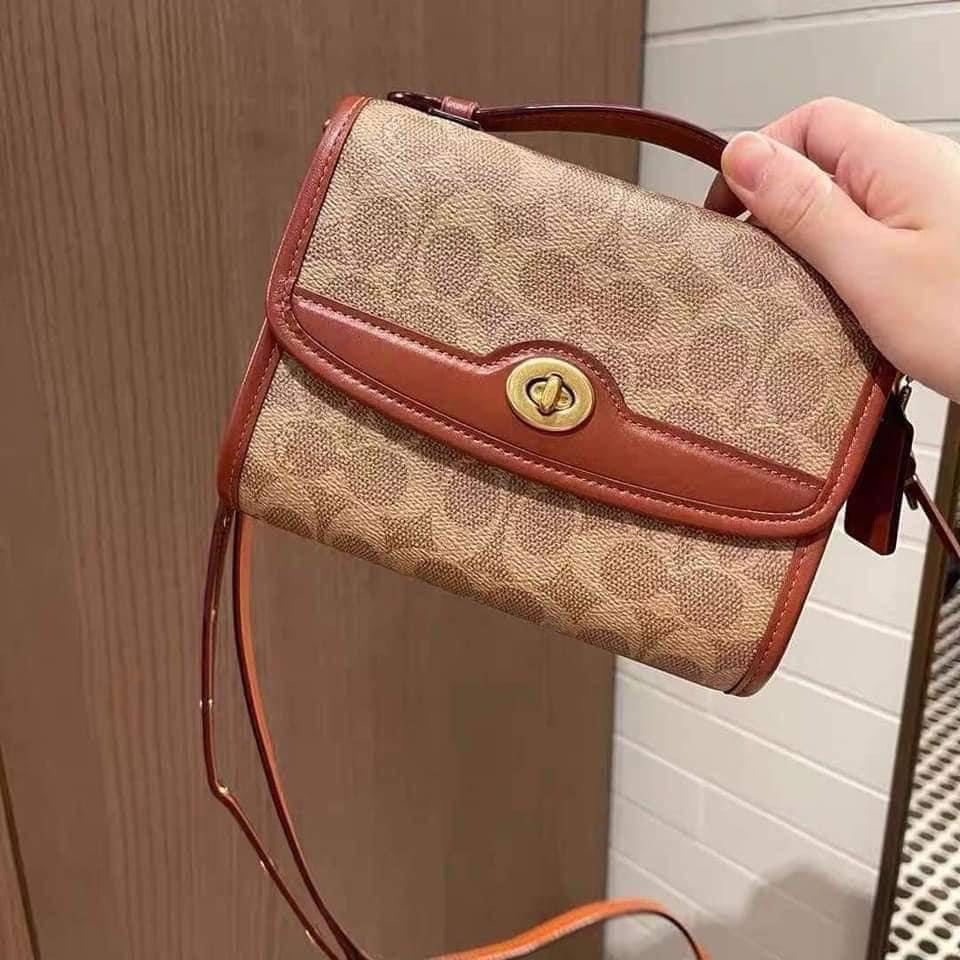 Turnlock crossbody discount