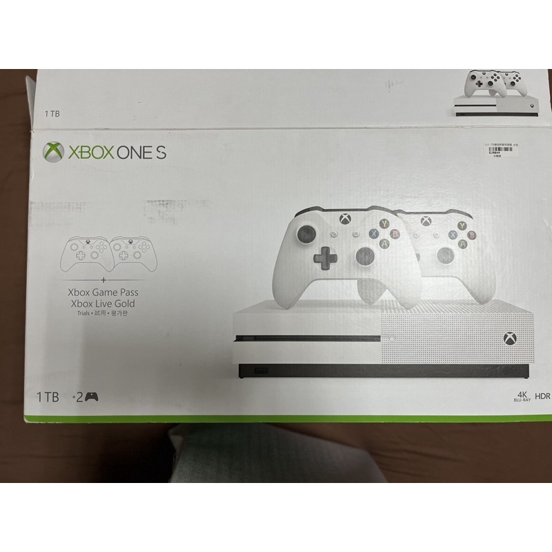 XBOX ONE S 主機1TB / 500g 光碟機版二手,主機已下載NBA、MLB2K19