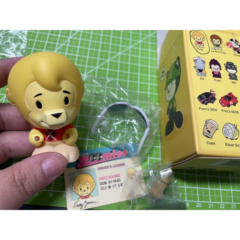 現貨 早期 Kidrobot Zoomies 賽車公仔 單售 蝦皮購物