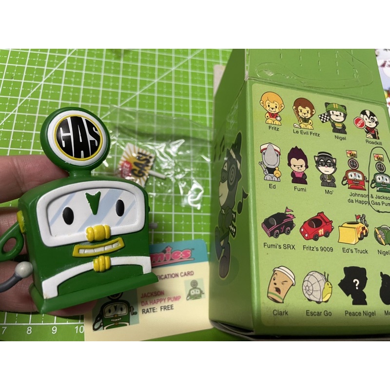 現貨 早期 Kidrobot Zoomies 賽車公仔 單售 蝦皮購物