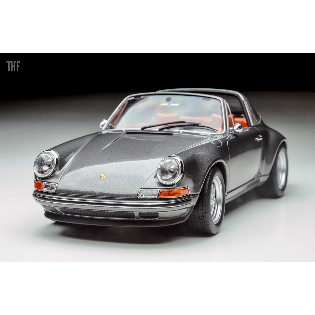 KK-Scale 1:18 Porsche 911 Targa Singer Design vert foncé