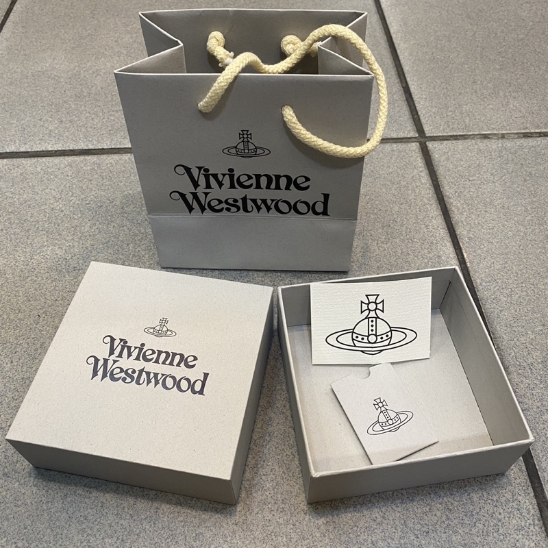 Vivienne Westwood 原廠包裝盒＋提袋