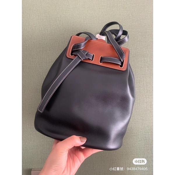 Loewe lazo bucket