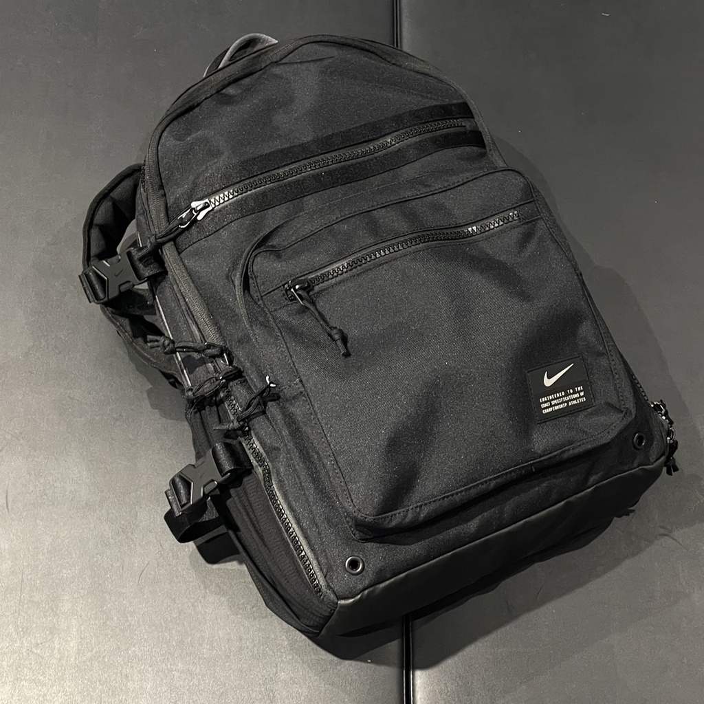 【R-MAN】Nike Utility Power Backpack 大容量 後背包 氣墊 拉鍊 筆電包 黑色 | 蝦皮購物